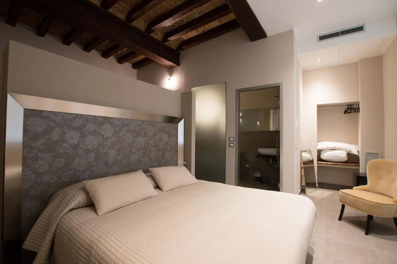 Residenza Solferino Aparthotel Cremona 0*,