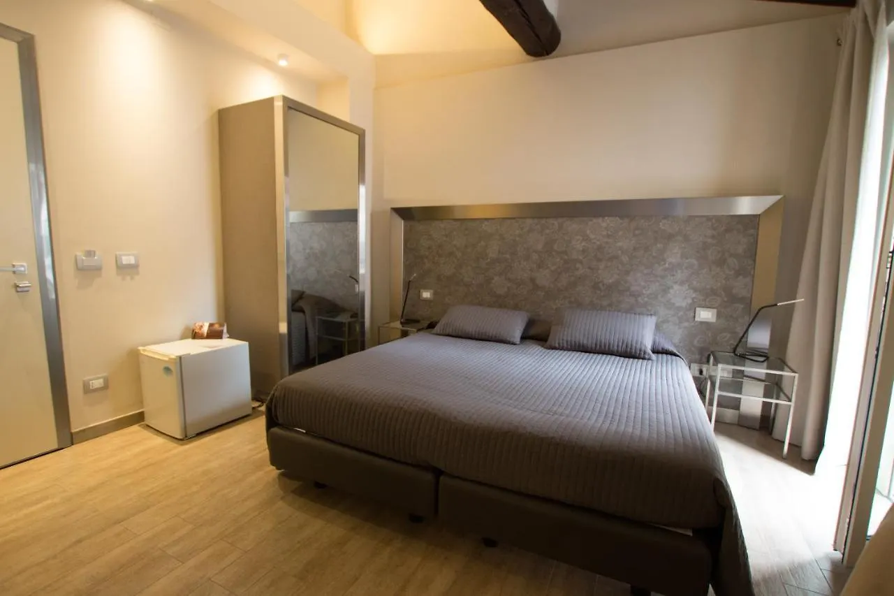 Residenza Solferino Aparthotel Cremona 0*,  Olaszország